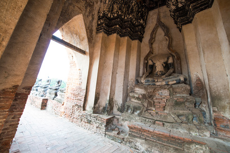 Ancient buddha statue, Thailandのeditorial素材
