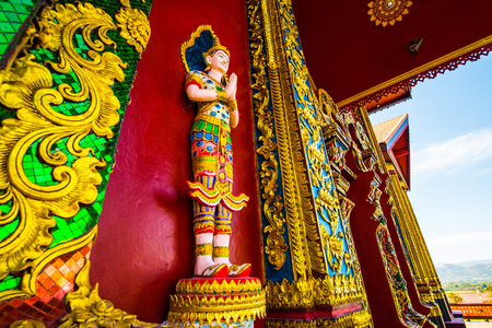 Angel molding art in Prayodkhunpol Wiang Kalong temple, Thailand.のeditorial素材