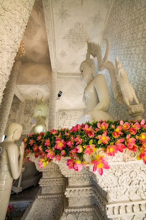White Buddha statue in Hyuaplakang temple, Thailand.の写真素材
