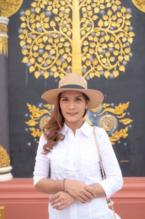 Asian woman on vacation in Lampang province, Lampang province.の写真素材