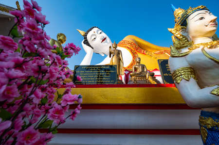 Reclining Buddha statue of Phra That Doi Kham temple, Chiang Mai province.のeditorial素材