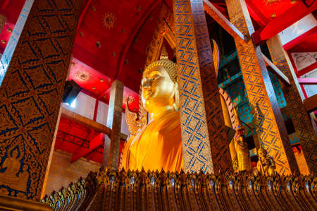 ANG THONG, THAILAND - March 11, 2012 :  Somdet Phra Sri Mueang Thong statue or beautiful Buddha statue in Tonson temple, Ang Thong province.のeditorial素材