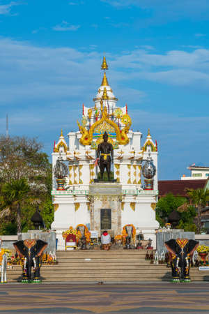 Phayao, Thailand - February 19, 2022: PHO KHUN NGAM MUANG MONUMENT IN PAYAO PROVINCE; THAILANDのeditorial素材