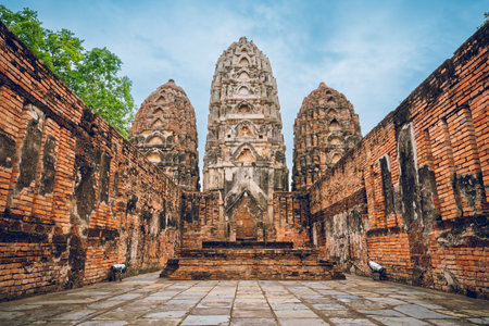 Sukhothai Historical Park the ruins of Sukhothai, literally 'dawn of happiness', capital of the Sukhothai Kingdom in the 13th and 14th centuries in north central Thailand. It is near the city of Sukhothai, capital of Sukhothai Province.の写真素材