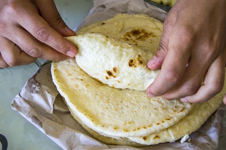 To make hamburger among turkish bread, to make cheese hamburger with fresh doner bread