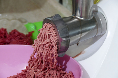 making minced meat,
