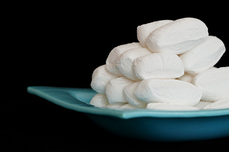 a plate full of white konya sugarの写真素材