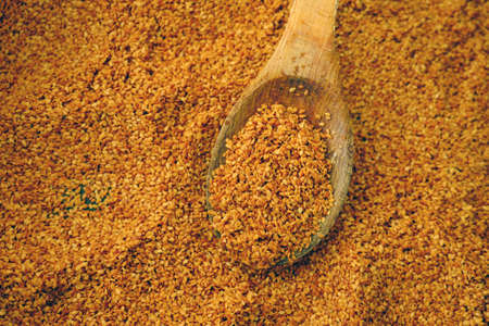 roasting sesame on the stove, fresh sesame roasting process, roasted sesame,