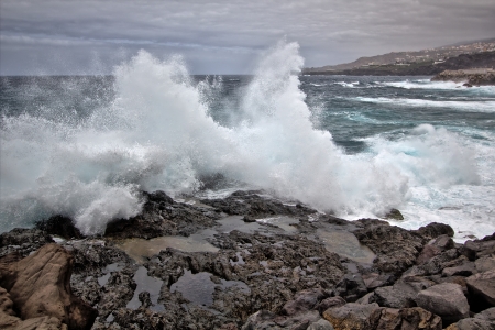Waves hitting the coastal rocks, Tenerifeの写真素材