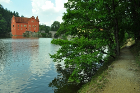 nice red castle near water lakeのeditorial素材