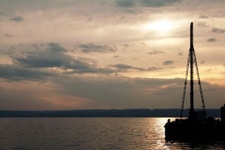 Sunset on Lake Ammersee in the Bavarian Alps. の写真素材