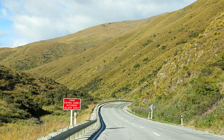 Dangerous road, New Zealandの写真素材