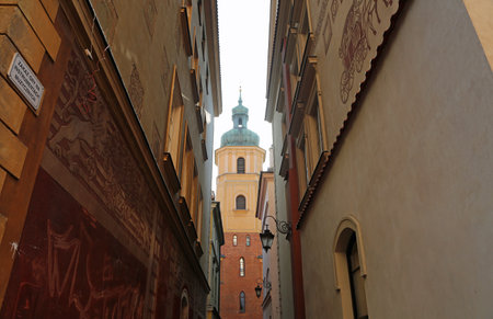 The alley in old town - Warsaw, Polandの写真素材