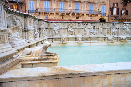 The Fonte Gaia (fountain of joy), monumental fountain in Piazza del Campo (Campo square). Siena, Tuscany, Italyのeditorial素材