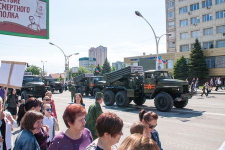 LUGANSK ,UKRAINE - MAY 9, 2016: military parade May 9 in Lugansk (LNR).のeditorial素材