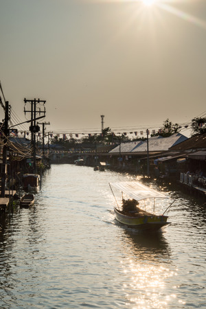 amphawa floating market in thailand  Photo taken 3 3 2014のeditorial素材