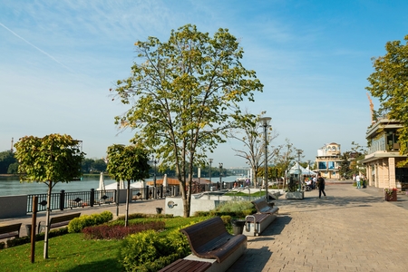 Rostov - on - Don, Russia - September 10, 2015: Beautiful quay on Don river, established in coastal street in Rostov - on - Don.のeditorial素材