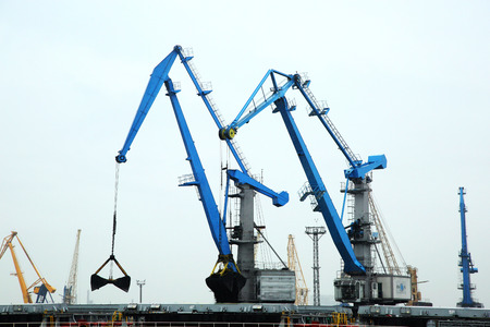The lifting crane