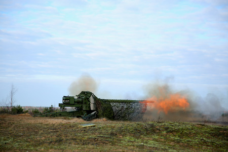 shot of artillery fire with flashのeditorial素材