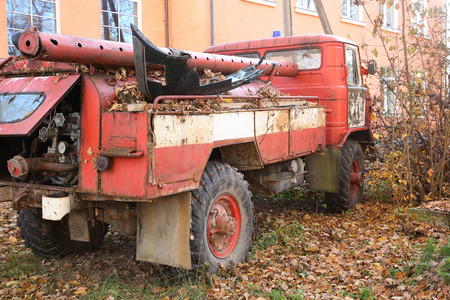 Abandoned vintage fire engine in the parkの写真素材
