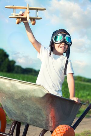 Child pilot aviator dreams of traveling.の写真素材