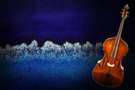 Old violin on vintage grunge background  の写真素材