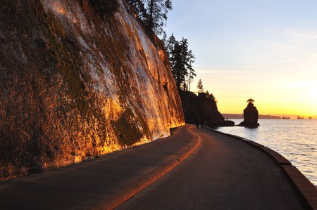 Siwash rock at sunset, Stanley park, Vancouverの写真素材