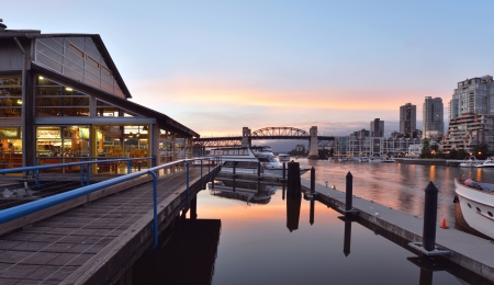 Granville Island Sunset, Vancouver, British Columbiaのeditorial素材