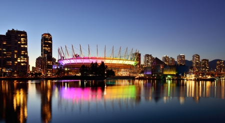 BC Place and False Creek at night, Vancouver cityscapeのeditorial素材