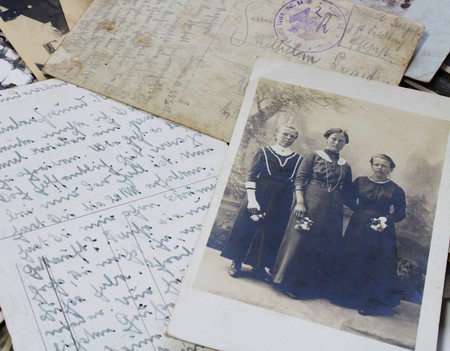 Old photos and old letterのeditorial素材