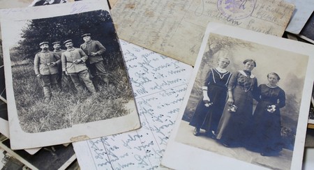 Old photos and old letterのeditorial素材