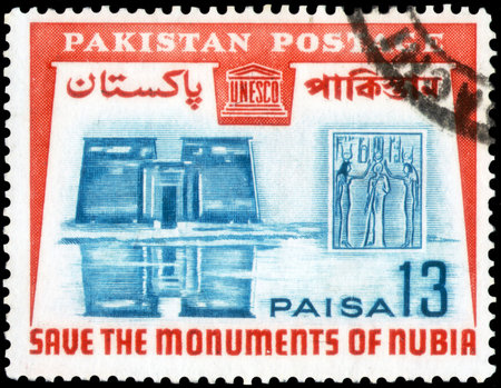 Saint Petersburg, Russia - November 12, 2020: Postage stamp issued in the Pakistan with the image of the Temple of Thot. From the series on Nubian Monuments Preservation, circa 1964のeditorial素材