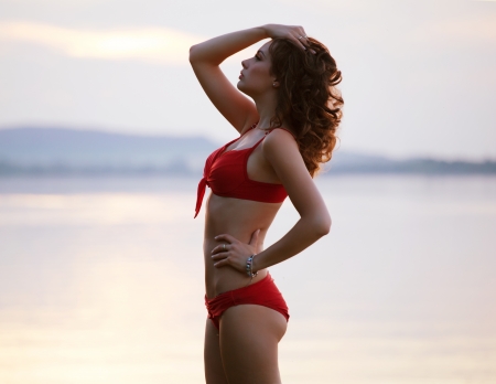 Adult lady posing in her profileの写真素材