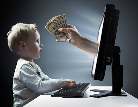 conceptual picture of the Internet financial trap symbolの写真素材