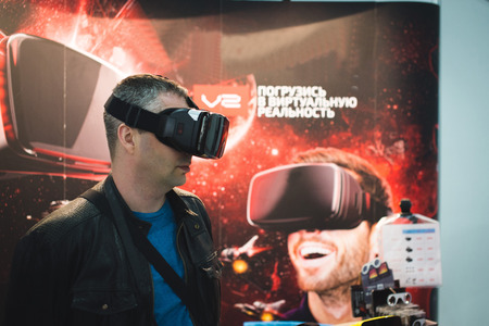 virtual glassesのeditorial素材