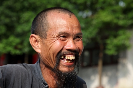 BEIJING - JUNE 18: Chinese fisherman in Yangshuo, Guangxi region, traditional type of China, June 18, 2012 in Guangxi, Chinaのeditorial素材