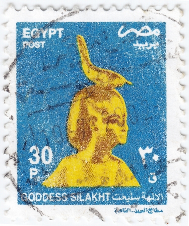 EGYPT - CIRCA 2000 : stamp printed in Egypt shows Queen Great Royal Wife, circa 2000のeditorial素材