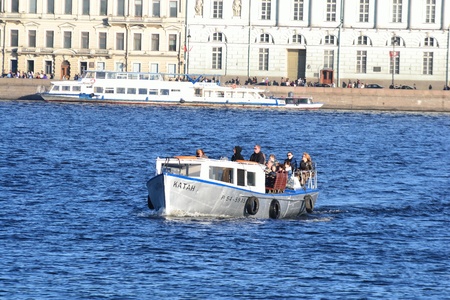 St.Petersburg, Russia - May 9, 2011: pleasure boat sailing down the Nevaのeditorial素材
