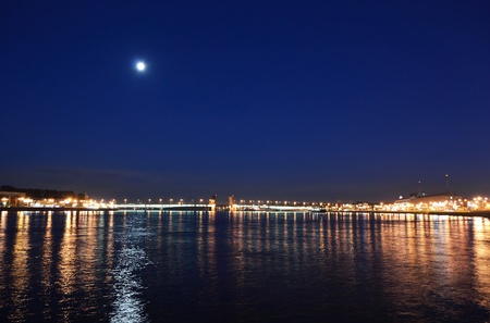 View of Neva river at night, St.Petersburg, Russiaのeditorial素材