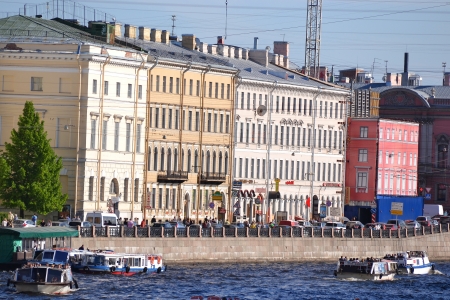 St. Petersburg, Russia - May 22, 2012: Embankment of river channel with boats in Saint-Petersburgのeditorial素材