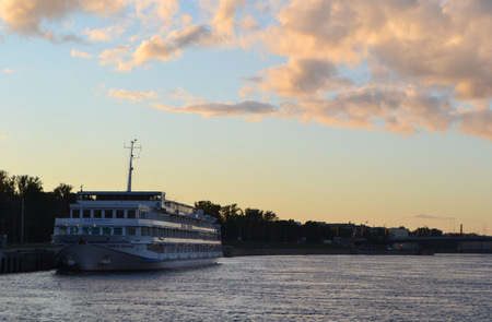 ST.PETERSBURG, RUSSIA - SEPTEMBER 3, 2013: View of Neva River in St.Petersburg at sunset.のeditorial素材
