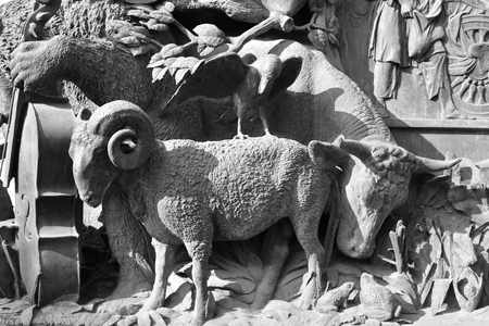 Fragment of monument to Ivan Krylov in the Summer Garden in St Petersburg, Russia.のeditorial素材