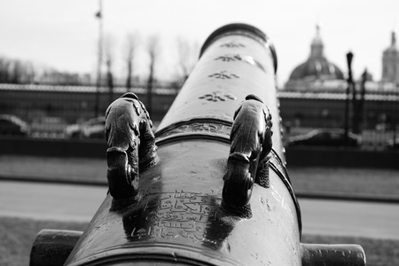 The barrel of the old cannon in St.Petersburg, Russia. Black and white.の写真素材