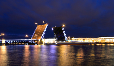 Palace Bridge and Neva River at night in St.Petersburg, Russia.のeditorial素材