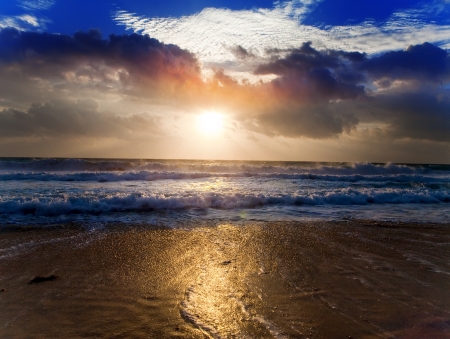 Bright sunset over the seaの写真素材