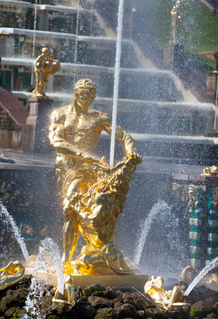 Samson fountain in Peterhofのeditorial素材