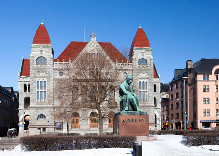 Finnish National Theatre on the Rautatientori square in Helsinki, Finland.のeditorial素材