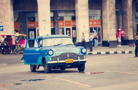 HAVANA, CUBA- JANUARY 27, 2013: Old retro car on the street in Old  Havana, Cuba. Retro effectのeditorial素材