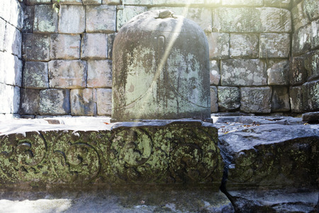 Shiva Linga in Prasat Thneng ruin, Koh Ker temple complex, Cambodia

の写真素材