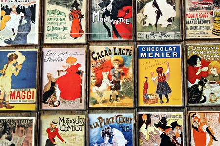 Montmartre Street Scene of Artworks in Paris, Franceのeditorial素材